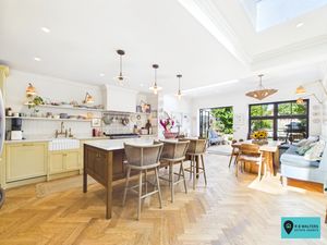 Kitchen/Diner - click for photo gallery